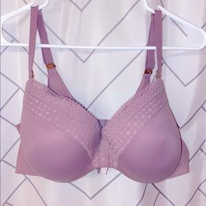Incredible Victoria’s Secret lightly lined Demi